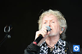 Jon Anderson and the Paul Green Rock Academy